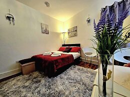 Seaside Bliss Apartment for Style and Comfort