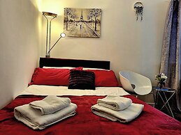 Seaside Bliss Apartment for Style and Comfort