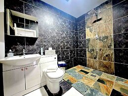 Seaside Bliss Apartment for Style and Comfort