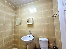 Seaside Bliss Apartment for Style and Comfort