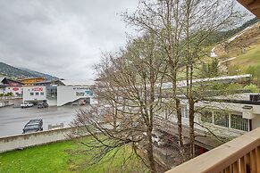 Apartment Residence Top 1