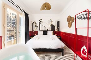 The Red-hot Retro Studio @ Cairo's Downtown