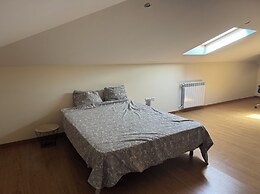 Spacious Quiet Charming Villa With Private Pool and Close to Lisbon