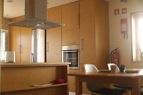 Spacious Quiet Charming Villa With Private Pool and Close to Lisbon