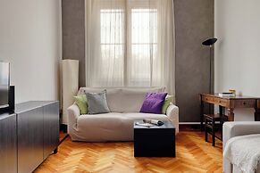 JOIVY Bright 1BR flat near Mudec Museum