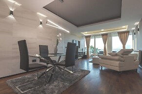 Villa Lumiere