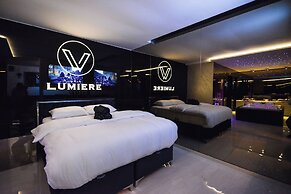 Villa Lumiere