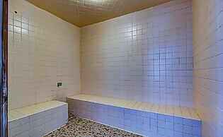 Ultimate Gatlinburg Getaway