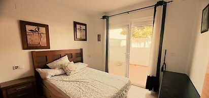 Sunny Oasis Retreat in Condado del Alhama