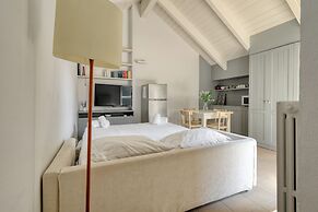 JOIVY Cosy 1BR flat near Sempione Park