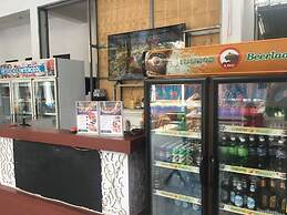 Apatuxay Vientiane Hotel & Apartment