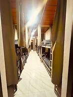 Apatuxay Vientiane Hotel & Apartment