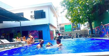 Apatuxay Vientiane Hotel & Apartment