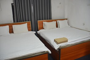 Apatuxay Vientiane Hotel & Apartment