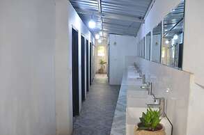 Apatuxay Vientiane Hotel & Apartment