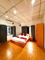 Apatuxay Vientiane Hotel & Apartment