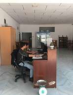 Apatuxay Vientiane Hotel & Apartment