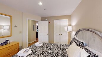 Pico Village Resort H304