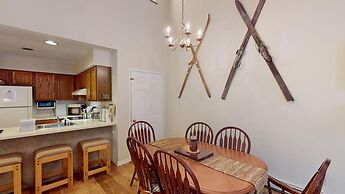 Pico Village Resort H304