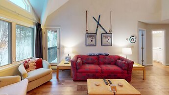 Pico Village Resort H304