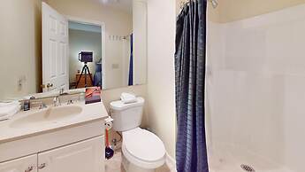 Pico Village Resort H304