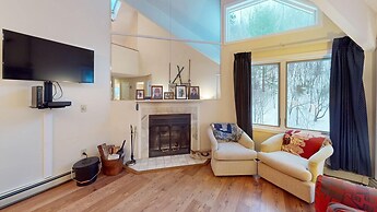 Pico Village Resort H304