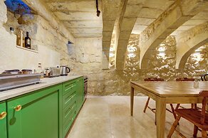 Ta' Karmenu - A Medieval Maltese Gem 800-year-old House Near Mdina, Ra