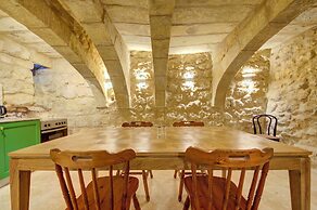 Ta' Karmenu - A Medieval Maltese Gem 800-year-old House Near Mdina, Ra
