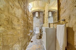 Ta' Karmenu - A Medieval Maltese Gem 800-year-old House Near Mdina, Ra