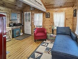 Captain's Quarters, 1.5 Miles to Downtown Ogunquit!