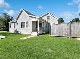 Long Sands Your All-season Getaway