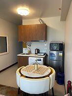 Room in Studio - Luxury Condo-sea View- Near Beach