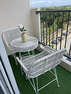 Room in Studio - Luxury Condo-sea View- Near Beach