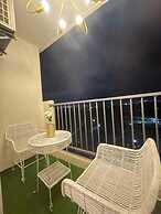 Room in Studio - Luxury Condo-sea View- Near Beach