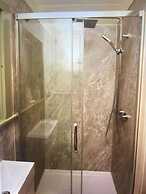 Luxury Shepherds Hut set in a Countryside Setting