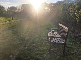 Luxury Shepherds Hut set in a Countryside Setting