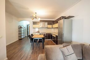 Tirent Apartment Komuna Parisit 2