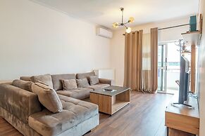 Tirent Apartment Komuna Parisit 2