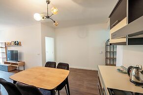 Tirent Apartment Komuna Parisit 2