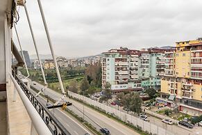 Tirent Apartment Komuna Parisit 2