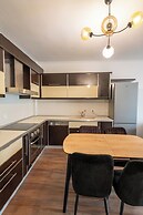 Tirent Apartment Komuna Parisit 2