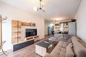 Tirent Apartment Komuna Parisit 2