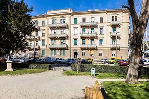 Charming and Historic Old Town Apartments