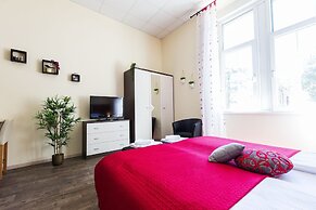 Charming and Historic Old Town Apartments