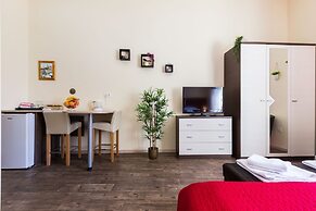 Charming and Historic Old Town Apartments