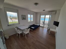 Apartments Lana