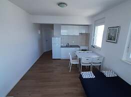Apartments Lana
