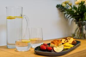 Neorion Living_old Harbour