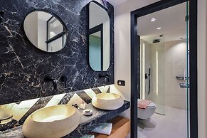 Neorion Living_old Harbour