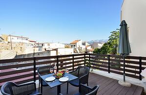 Neorion Living_old Harbour